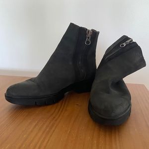 Eric Michael Ankle Boots, Charcoal, 40EU, Leather, Moto Boot